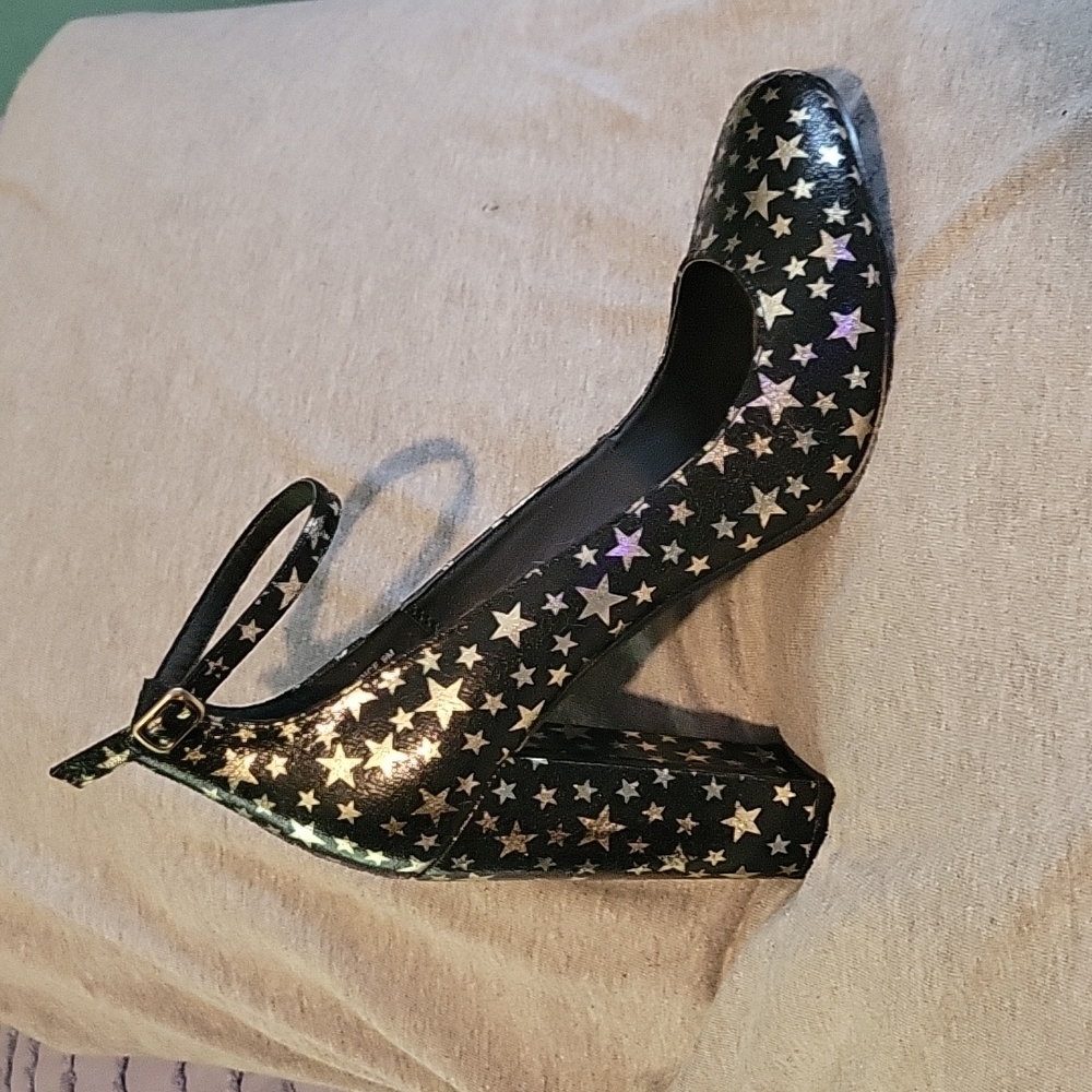 Madden Girl - 🖤💫Black Stars High Heels